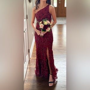 Sherry Hill Prom dress - size 00 Red sequins